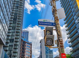 37 Grosvenor St #607, Toronto, ON M4Y 3G5