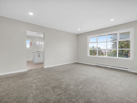 3rd image of 803 N 18th St