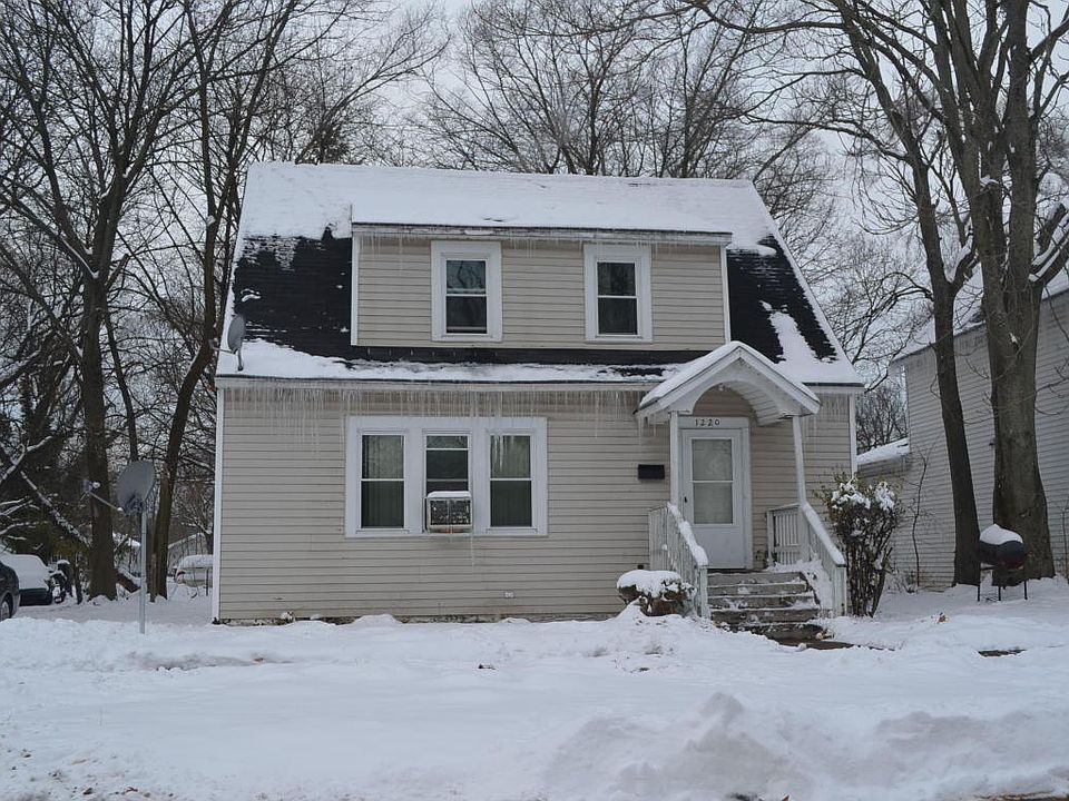 2nd image of 1220 Ogden Ave