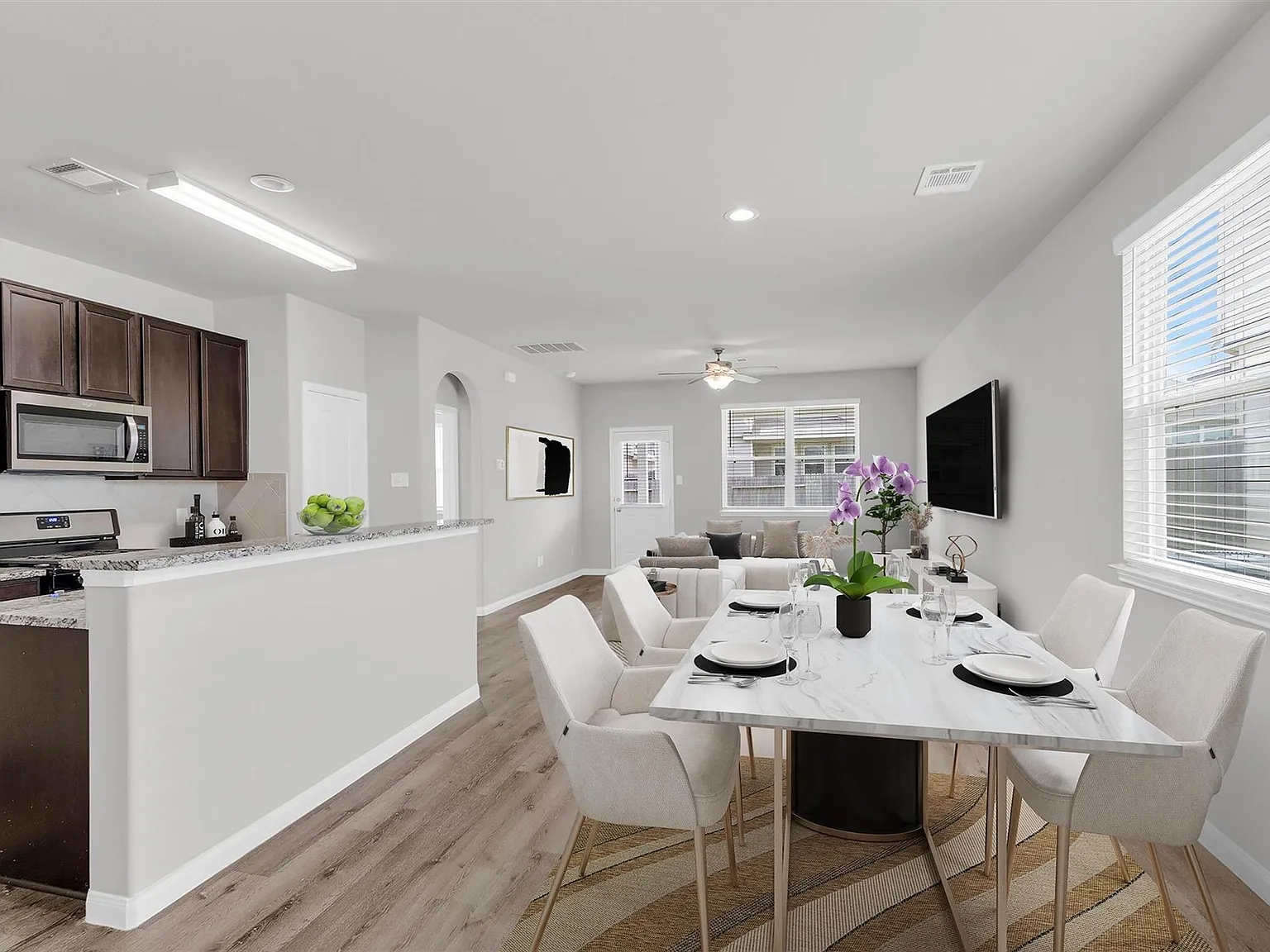 3 bed, 2.5 bath, 1633 sqft, $1,950 — Photo 3