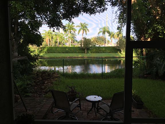 Lake Views!!