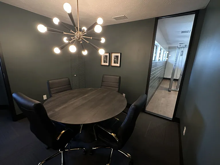 Sugarbush Apartments — Photo 13
