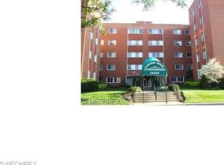 16100 Van Aken Blvd APT 105, Cleveland, OH