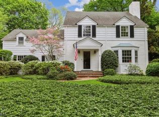 8 Northern Dr, Short Hills, NJ
