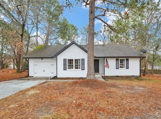 3332 Redfox Rd, Spring Lake, NC 28390