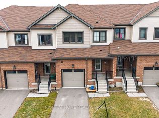 121 Scarletwood St, Hamilton, ON L8J 0K8