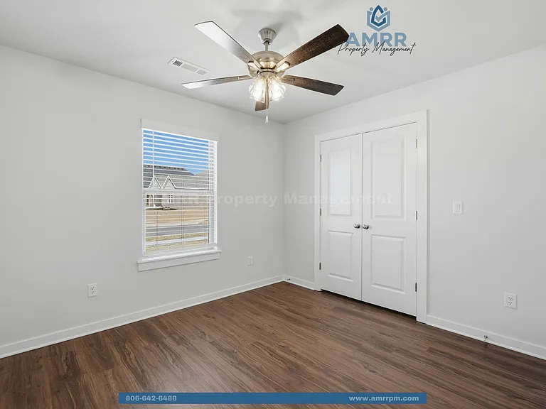 400 Cattleman Ln — Photo 21