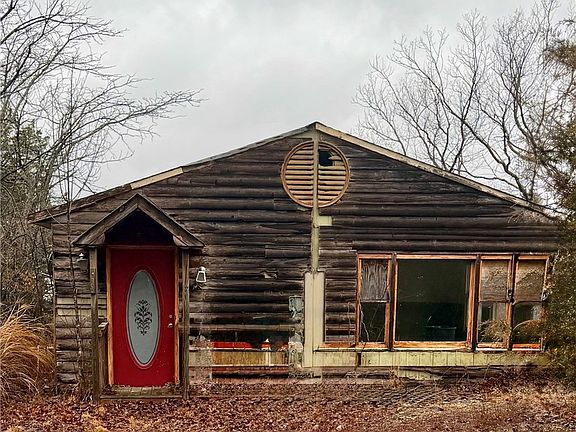 2nd image of 3955 Woodson Point Rd