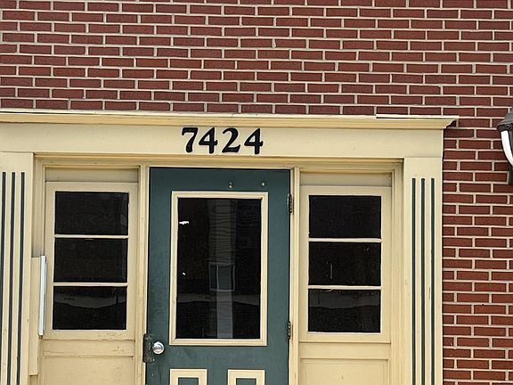 4th image of 7424 Central St APT 1