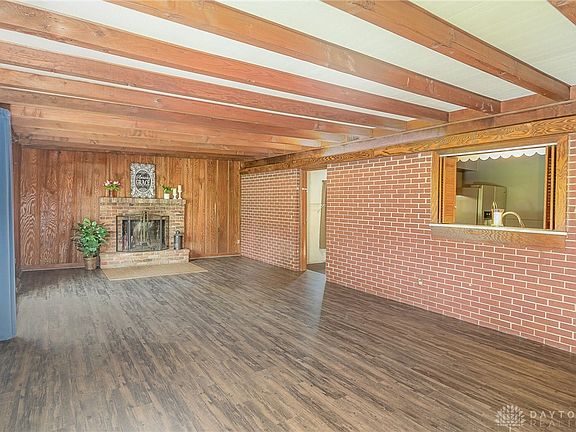 5th image of 100 Turner Dr