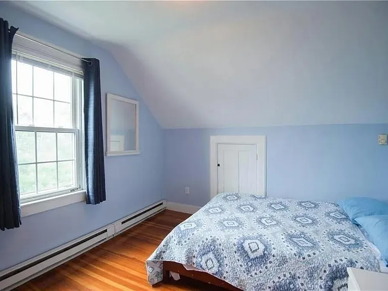 20 Carroll Ave — Photo 21