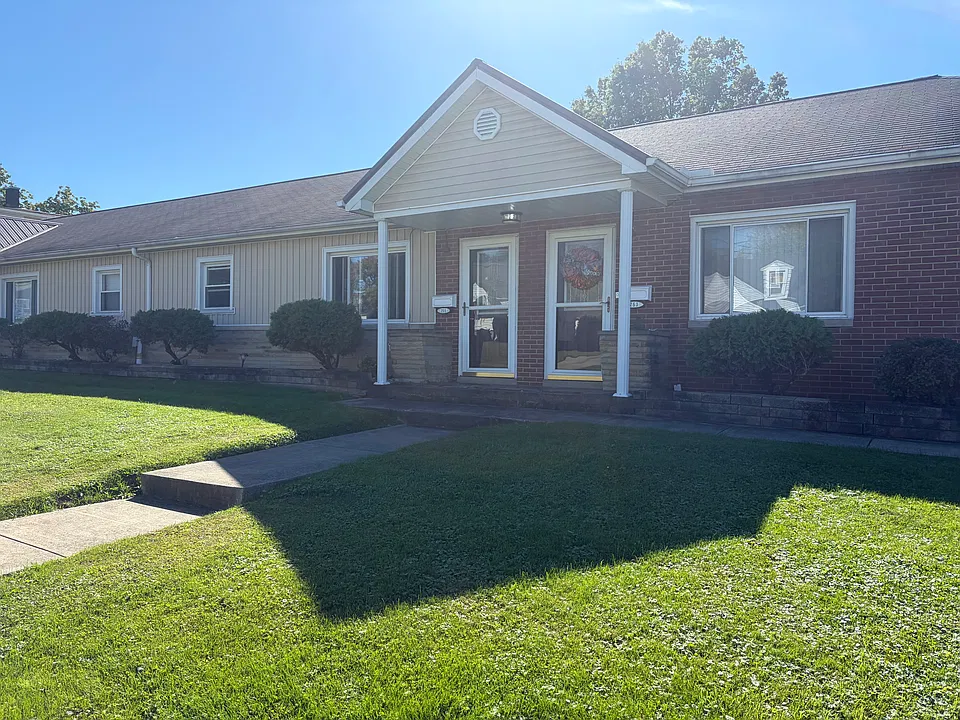 255 Churchill Rd