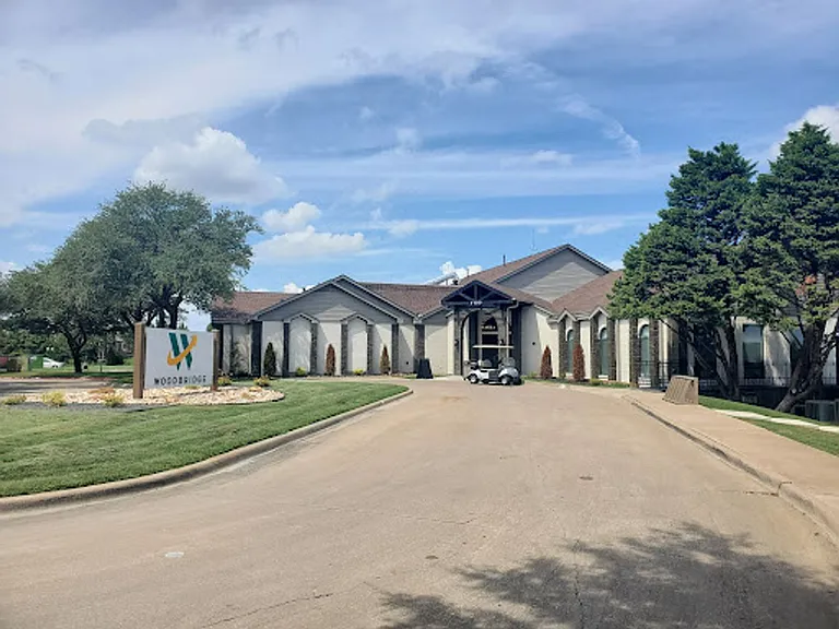 324 Highland Glen Dr — Photo 12
