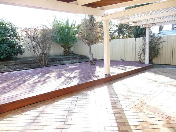 5th image of 2084 Hooper Dr