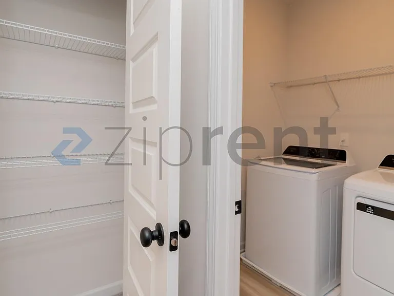 11056 Valmont Ln — Photo 28