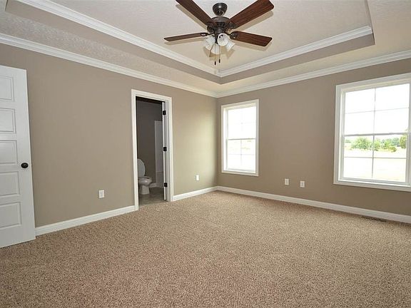 2nd image of McIntyre St #835MO0