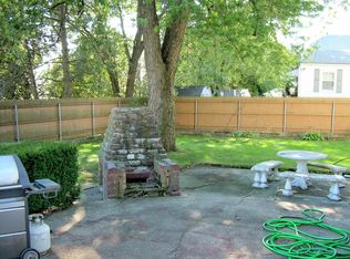 27 Togansett Rd, Providence, RI 02905