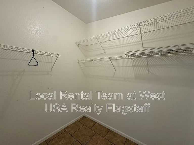405 W Phoenix Ave #1 — Photo 11