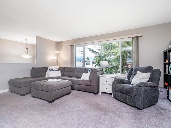 4th image of 46412 Chilliwack Central Rd