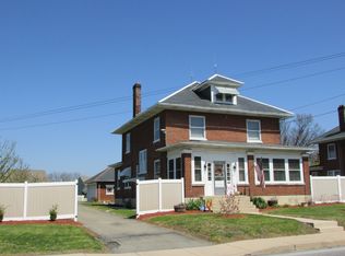 104 W State St, Quarryville, PA 17566