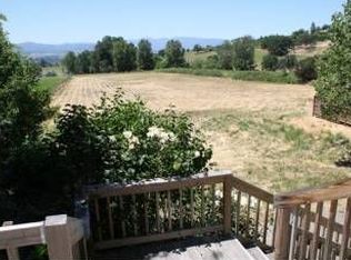 3250 Payne Rd, Medford, OR 97504