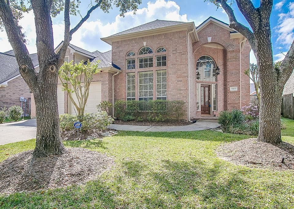 1st image of 5903 Bayberry Way