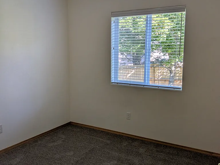 5105 Hickory Ln — Photo 11