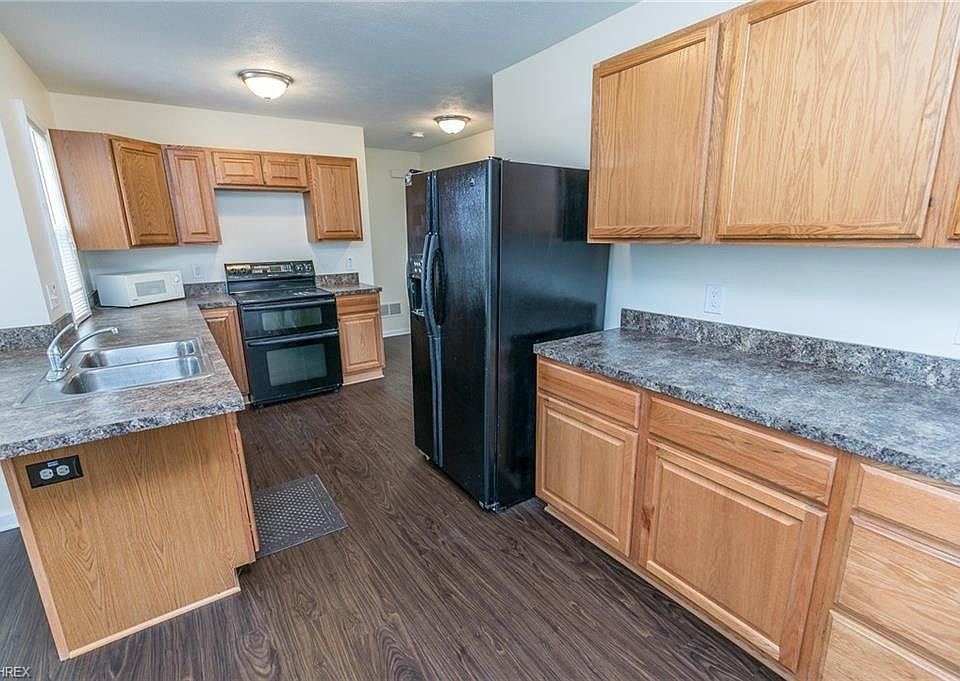 21160 Ball Ave, Euclid, OH 44123 | Zillow