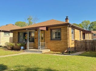 6130 W Leon Ter, Milwaukee, WI 53218
