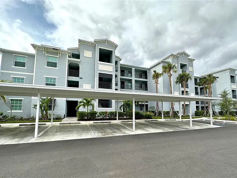 14061 Heritage Landing Blvd #434 — Photo 1