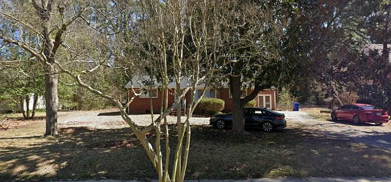 147 Shoe Ln — Photo 1