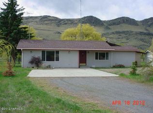 11240 Highway 12, Naches, WA 98937