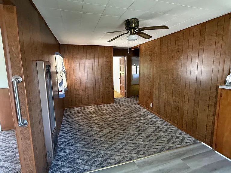 414 W Olive Ave — Photo 4
