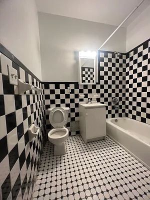 Rented by Crosstown Apartments NYC | media 22