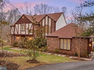 11480 Robert Stephens Dr, Fairfax Station, VA 22039