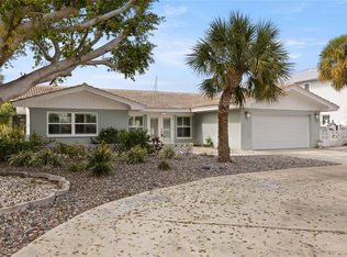 404 4th Ave N, Tierra Verde, FL 33715
