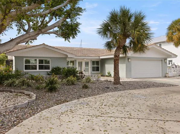 404 4th Ave N, Tierra Verde, FL 33715