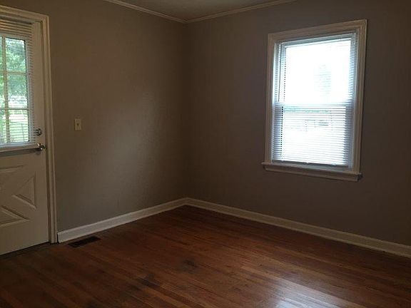 5th image of 3116 Ronald Dr