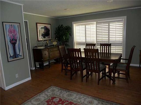 5th image of 5701 Bonneville Ln