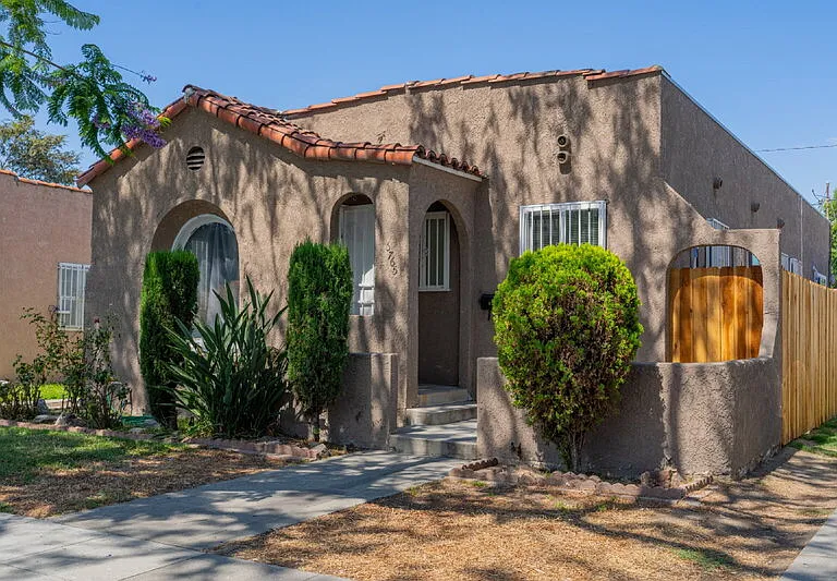 6765 Lemon Ave — Photo 38
