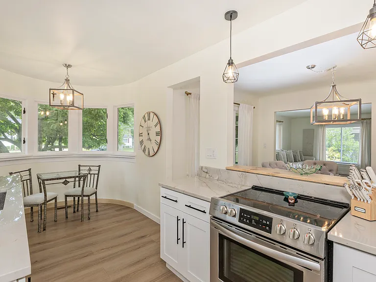 569 Bishop Rd — Photo 13