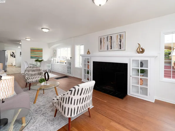 1451 Havenscourt Blvd, Oakland, CA 94621