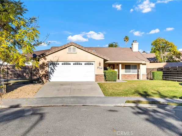 1230 Shellie Ln, Hemet, CA 92543