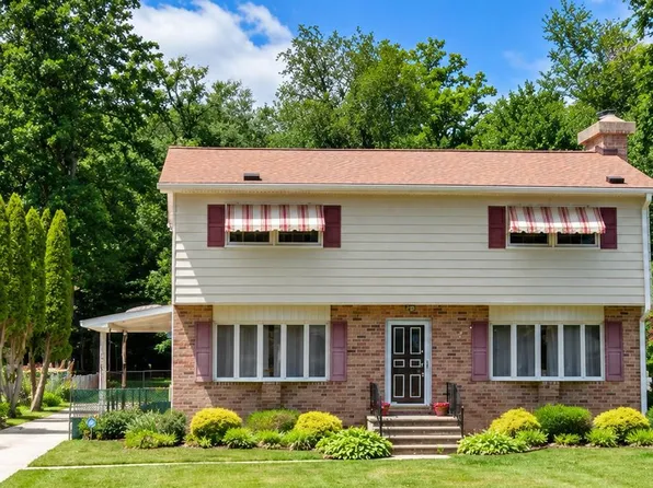 1265 Lower Ferry Rd, Ewing, NJ 08618