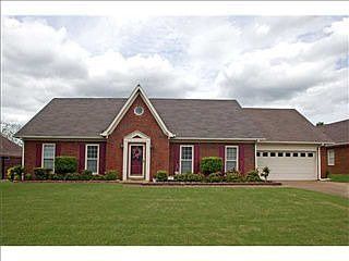 1st image of 590 Merriweather Dr
