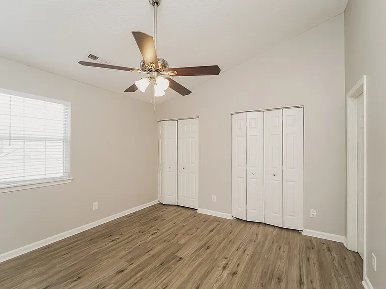 5746 Prescott Ct — Photo 10