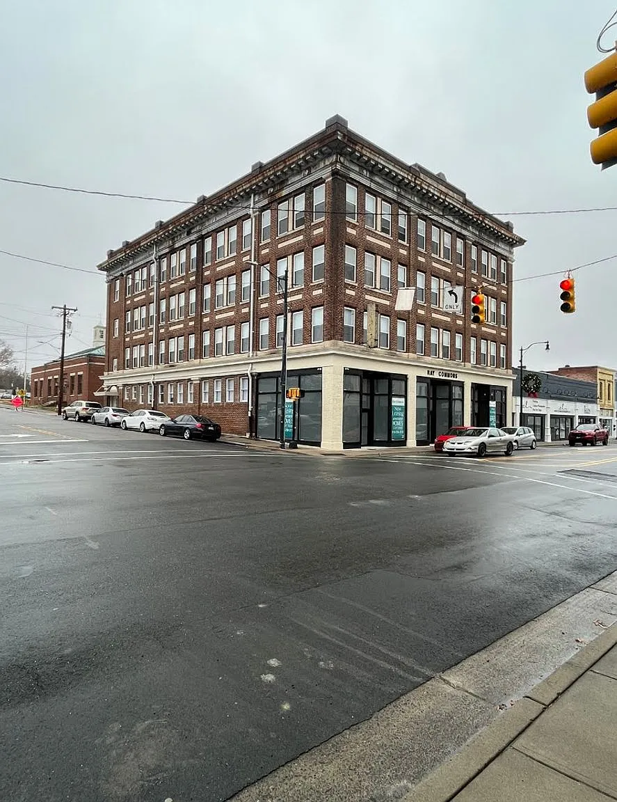 Ray Commons — Photo 3