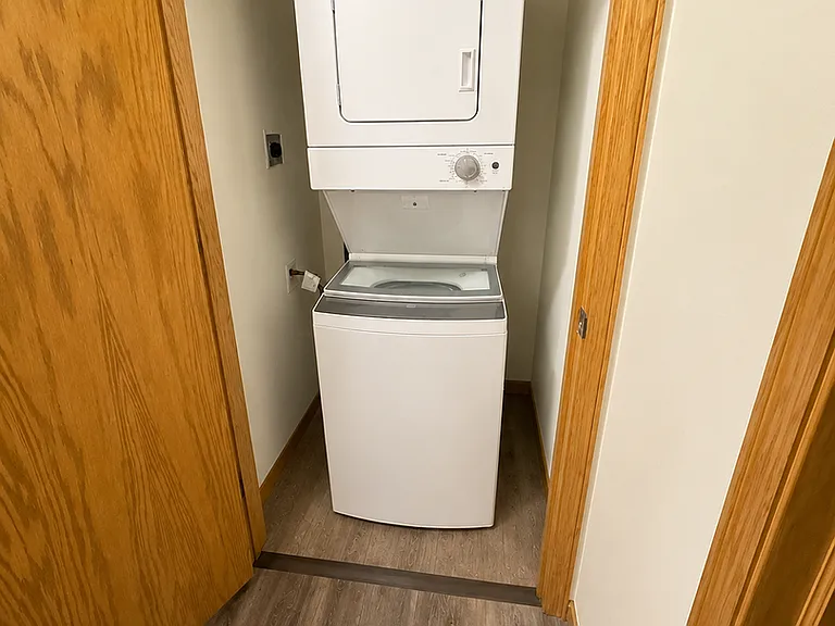 Stratford Place Luxury Apartments — Photo 17