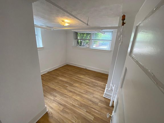 4th image of 3425 Michigan Ave #19