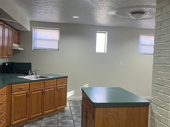 4th image of 1084 Jefferson Ave APT 7